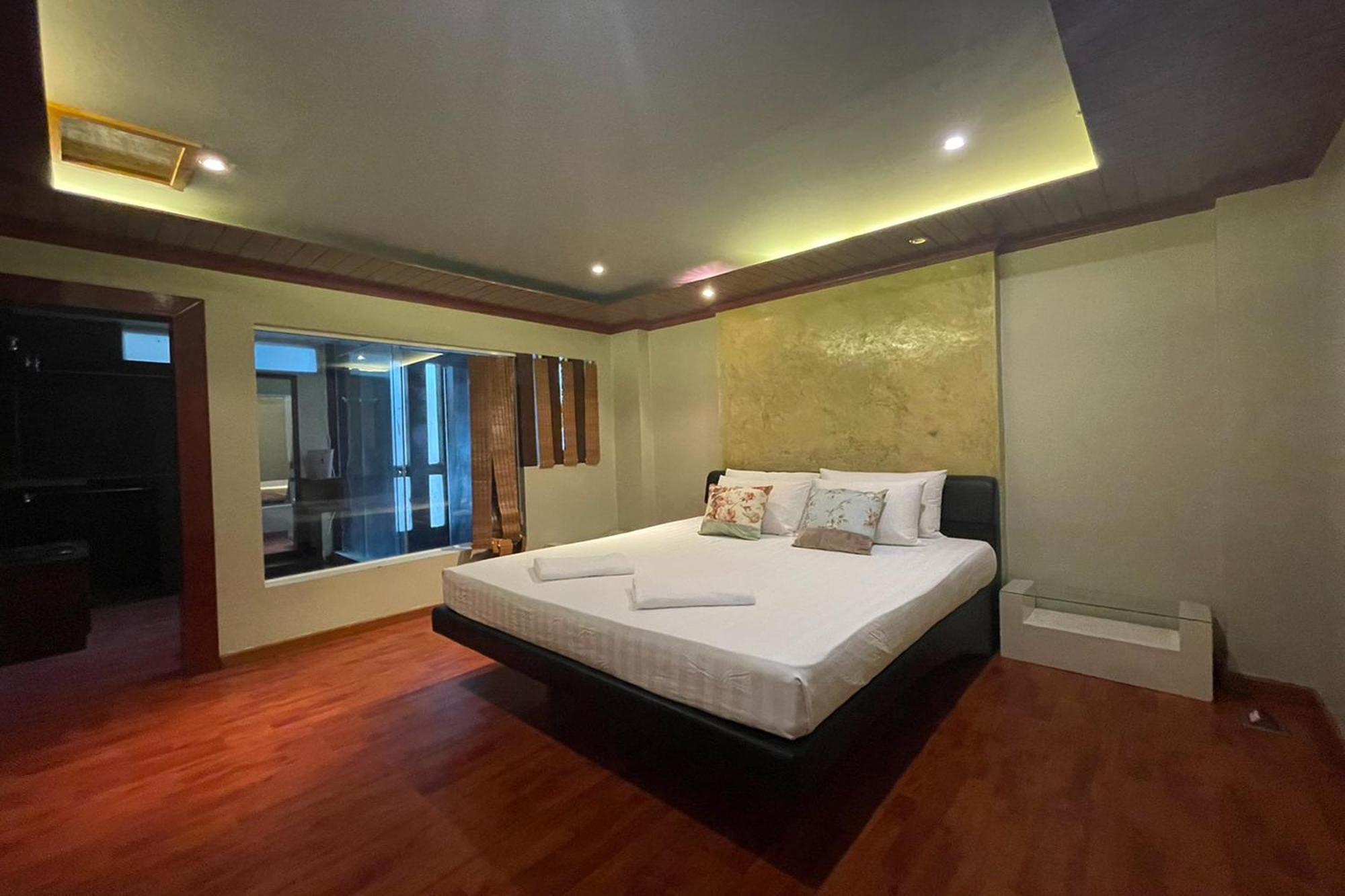 Landmark Patong Hotel Exterior foto