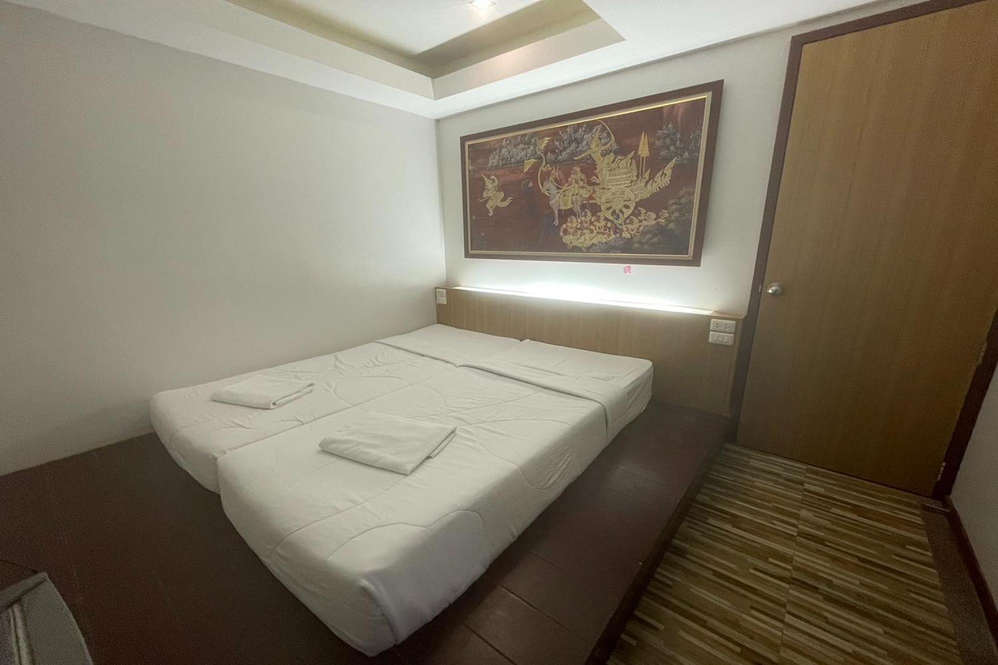 Landmark Patong Hotel Exterior foto