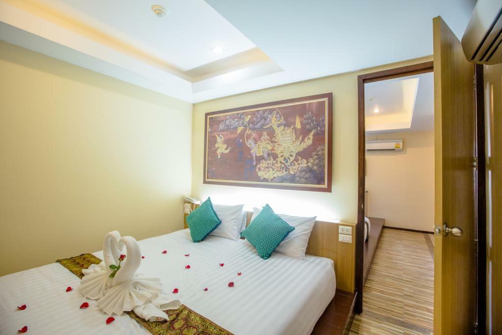 Landmark Patong Hotel Exterior foto