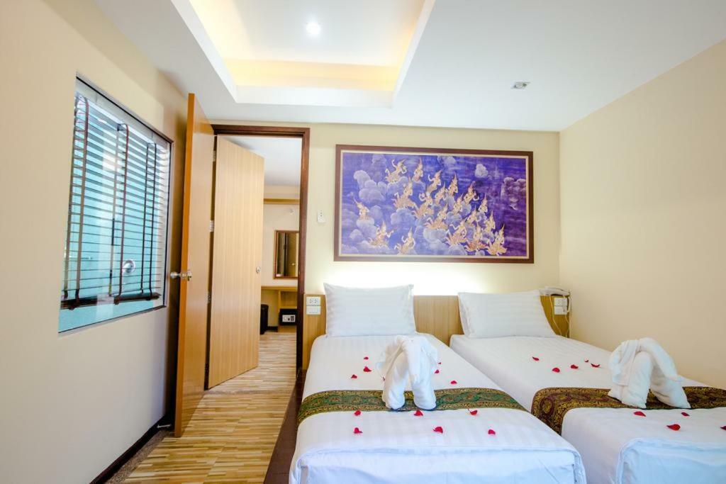 Landmark Patong Hotel Exterior foto