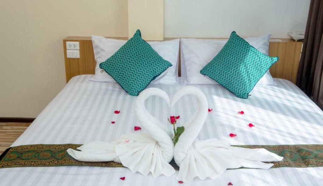 Landmark Patong Hotel Exterior foto
