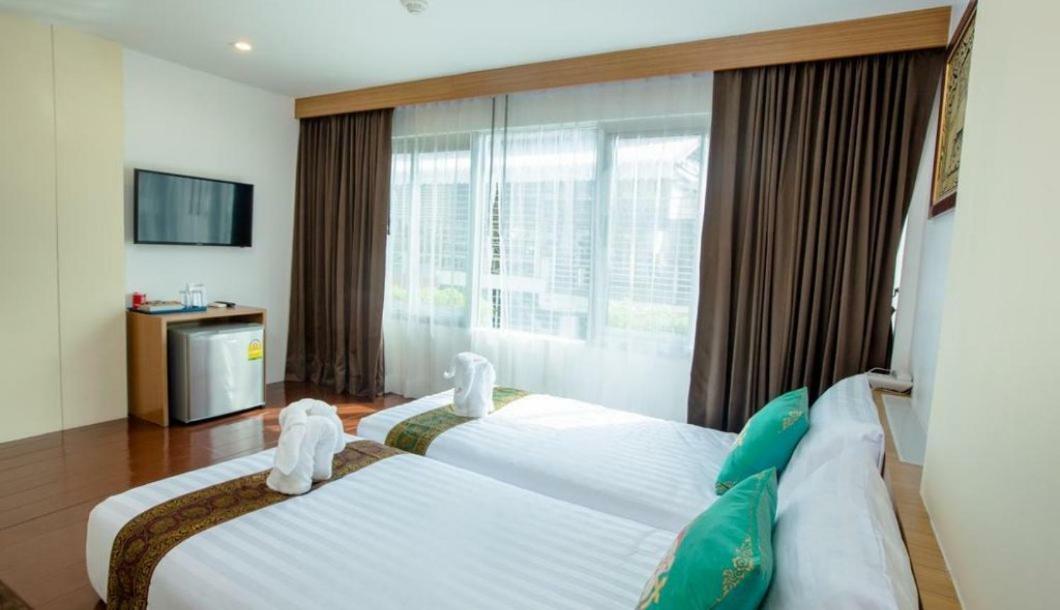 Landmark Patong Hotel Exterior foto