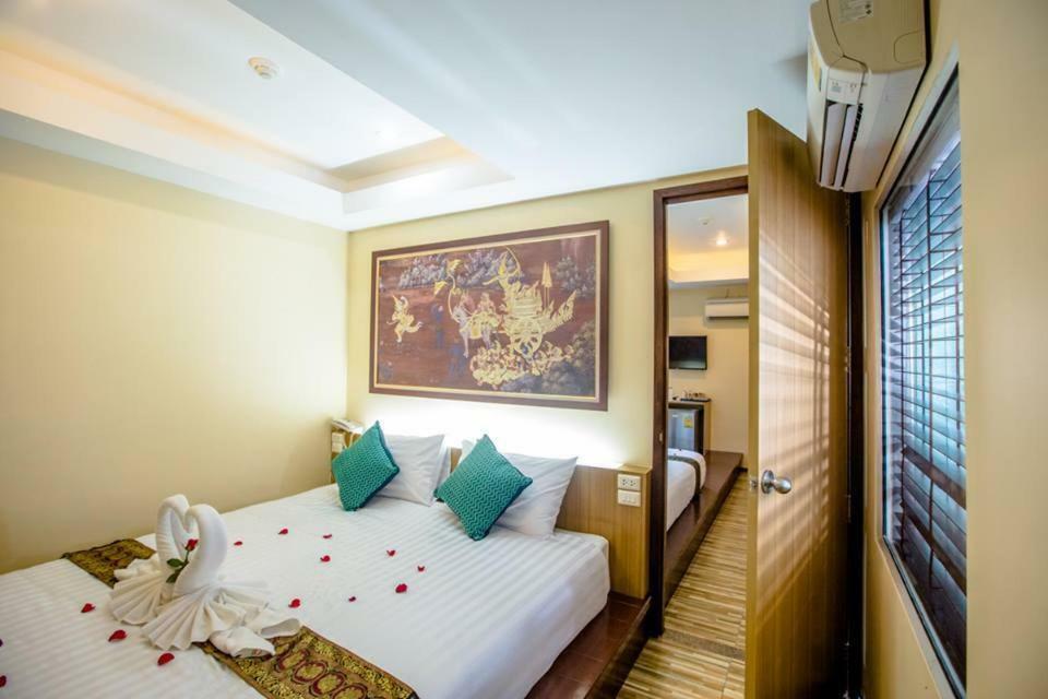 Landmark Patong Hotel Exterior foto